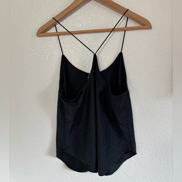 Victoria’s Secret Black Spaghetti Strap Satiny Leopard Print Tank Size Medium - Picture 3 of 5